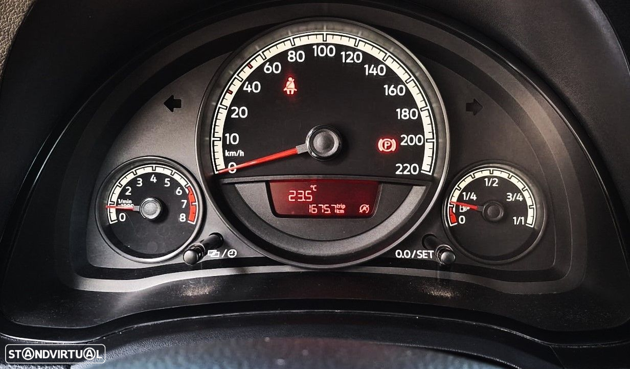 VW Up! - 9