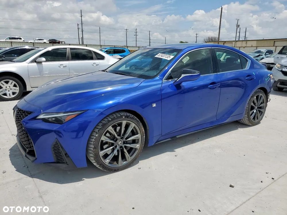 Lexus IS - 2