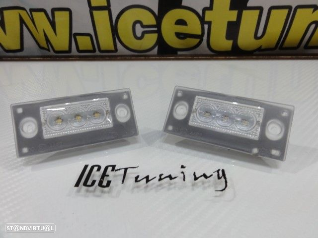 Suporte De Lâmpada De Matricula Com Led Branco Audi A4/S4/RS4 avant 1999-2001, A3 8L 01-03 - 8