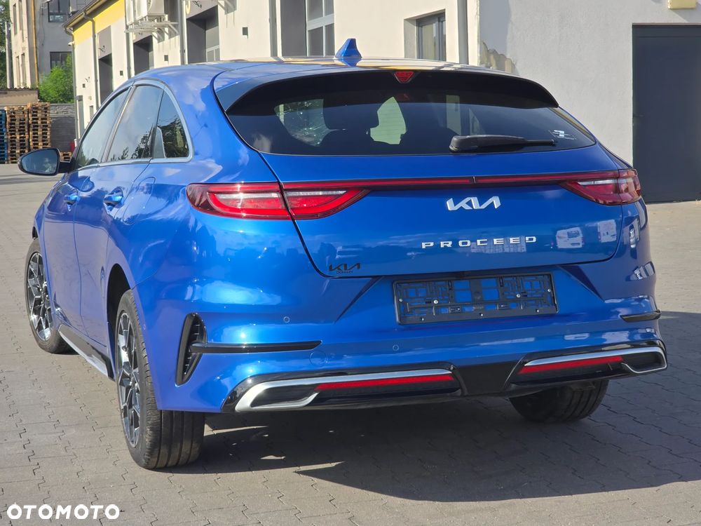 Kia ProCeed 1.5 T-GDI OPF GT LINE - 10