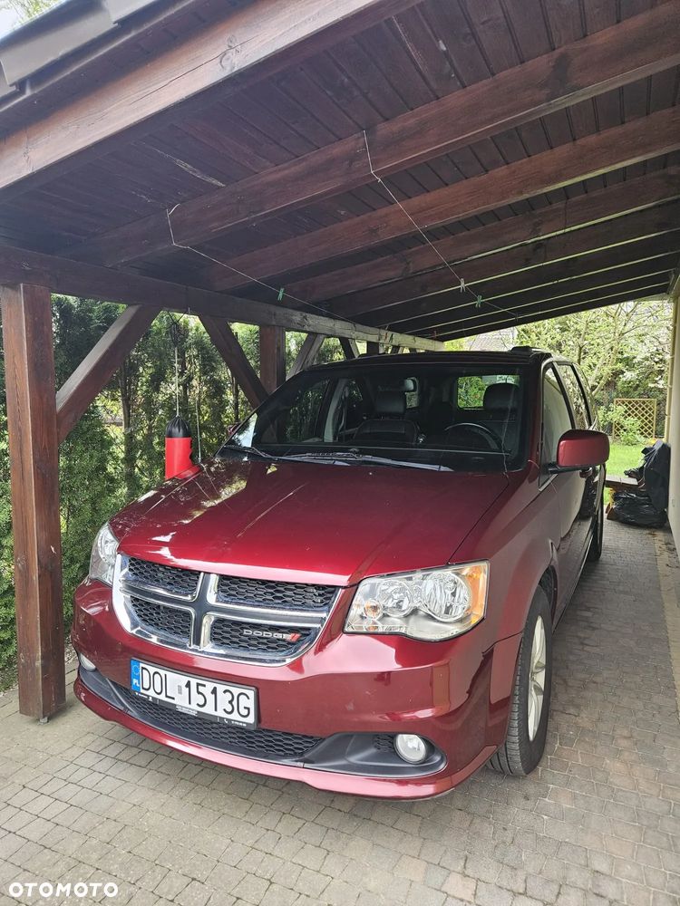 Dodge Grand Caravan - 22