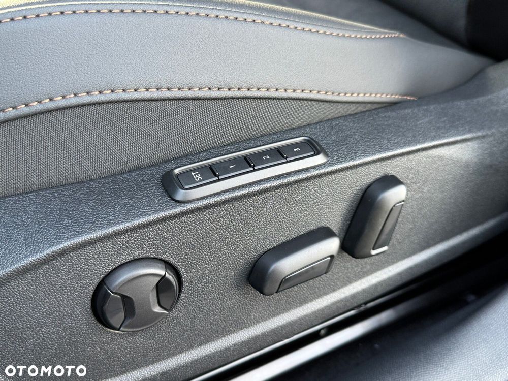 Cupra Leon Sportstourer 2.0 TSI 4Drive DSG - 25