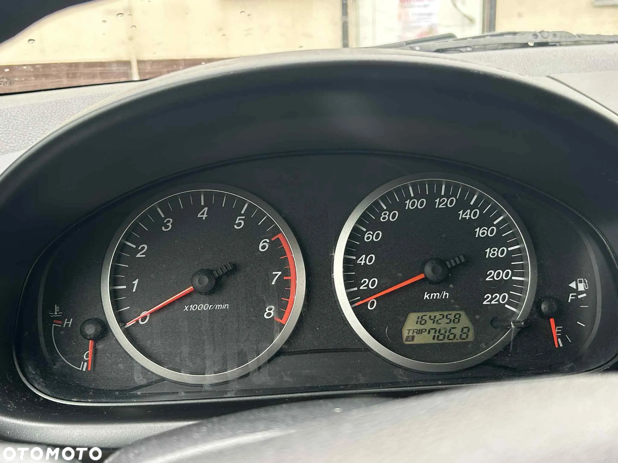 Mazda 2 - 6