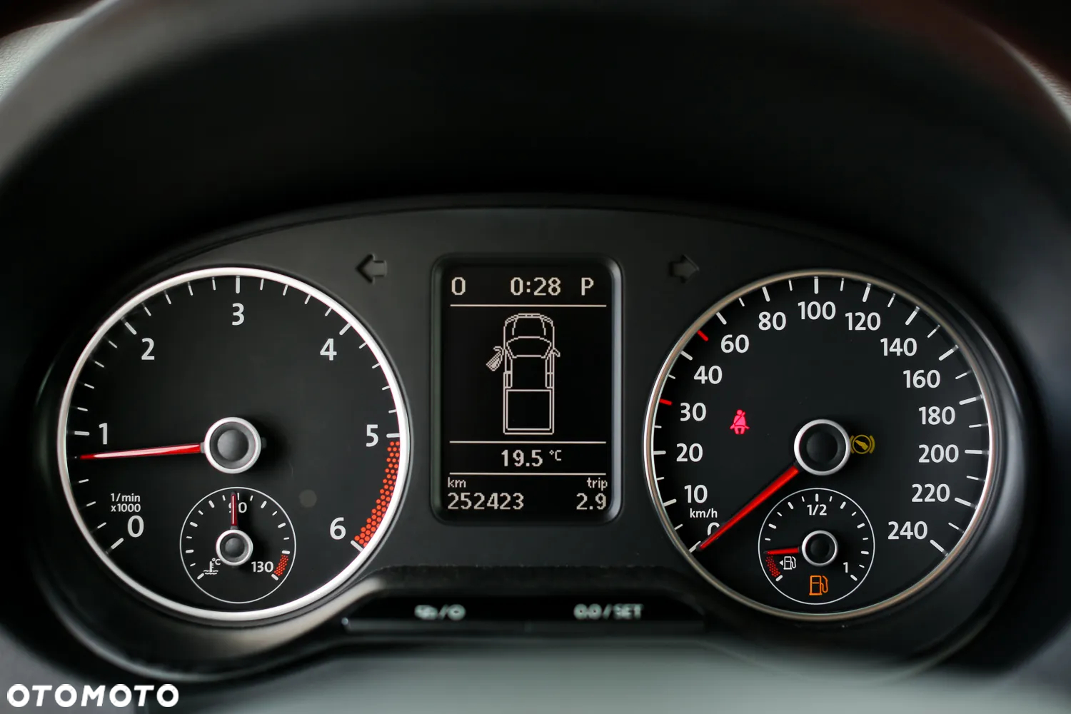 Volkswagen Amarok 2.0 BiTDI 4MOTION Autm Canyon - 27
