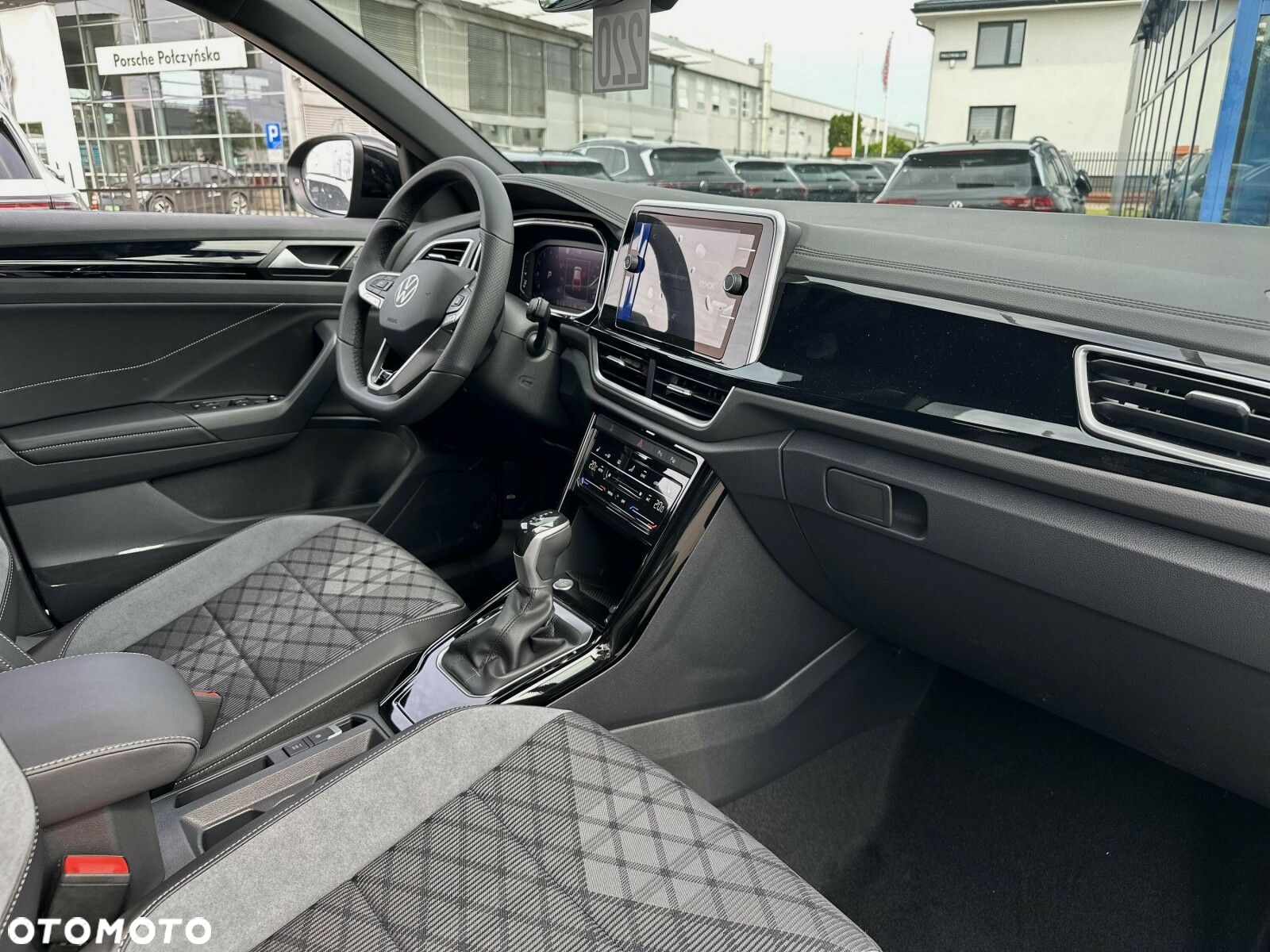 Volkswagen T-Roc 1.5 TSI R-Line Plus DSG - 10