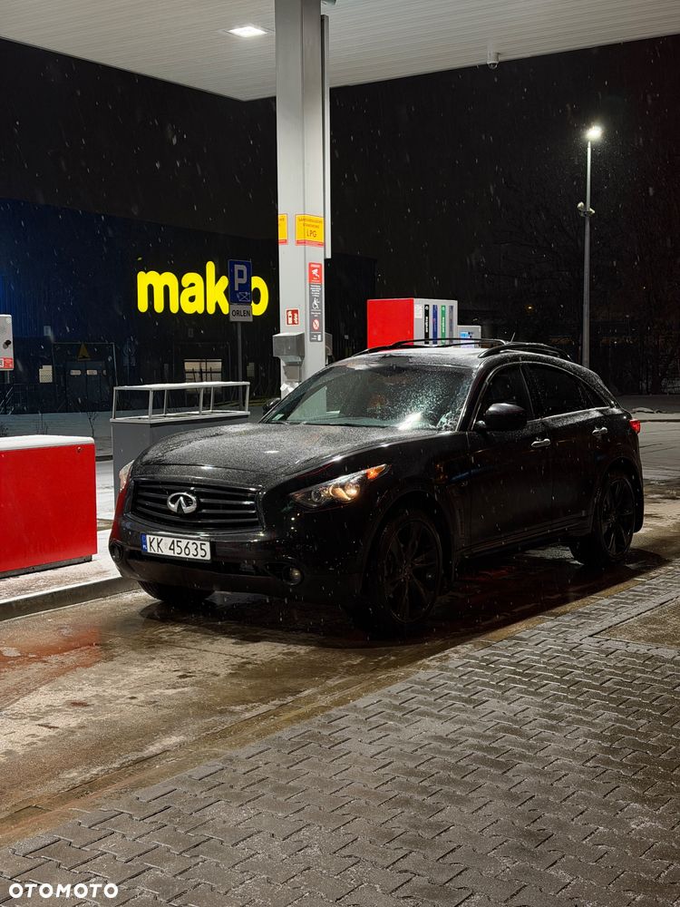 Infiniti QX70 - 1