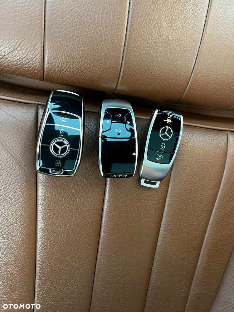 Mercedes-Benz Klasa E 200 4-Matic 9G-TRONIC - 5