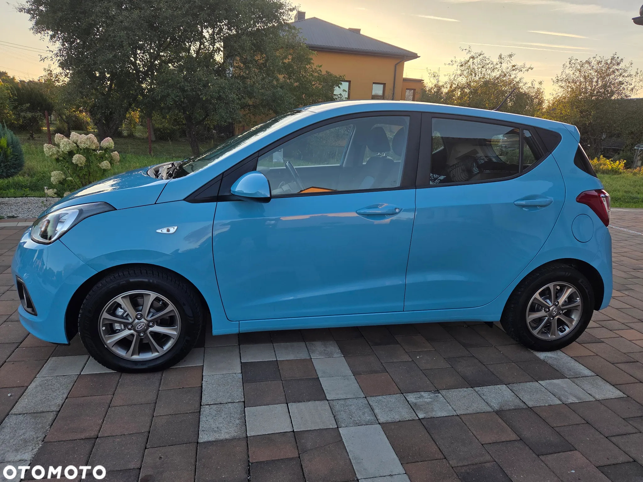 Hyundai i10 - 17