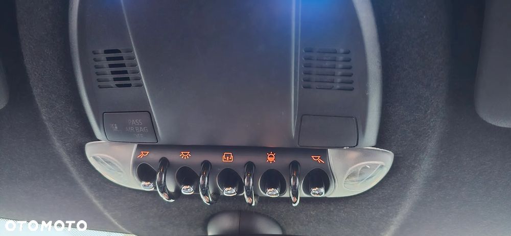 MINI Clubman Cooper D - 28