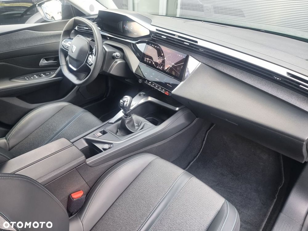 Peugeot 308 1.2 PureTech Allure S&S - 17