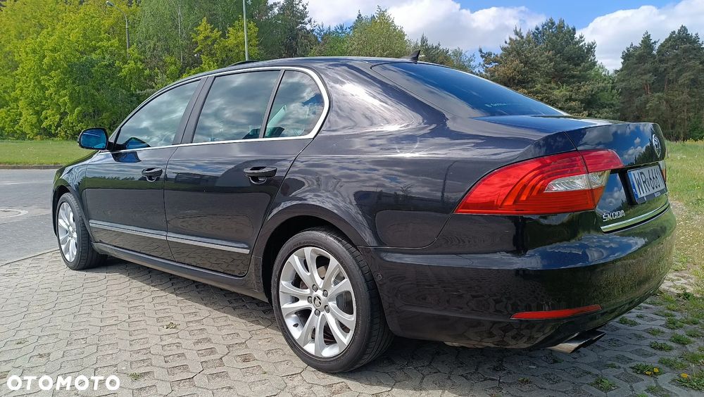 Skoda Superb 1.8 TSI Business DSG - 2
