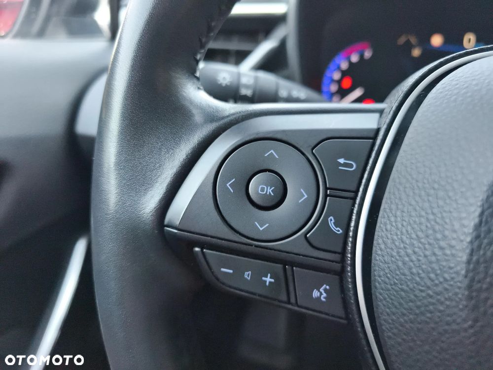 Toyota Corolla 1.8 Hybrid Executive - 26