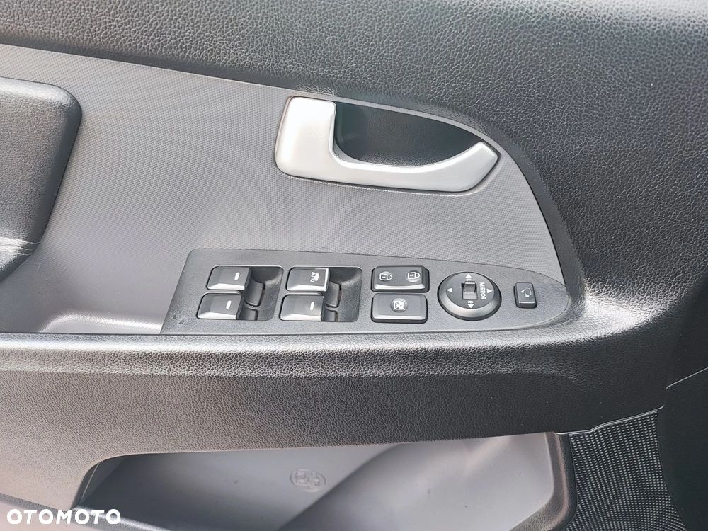 Kia Sportage 1.7 CRDI 2WD Attract - 6