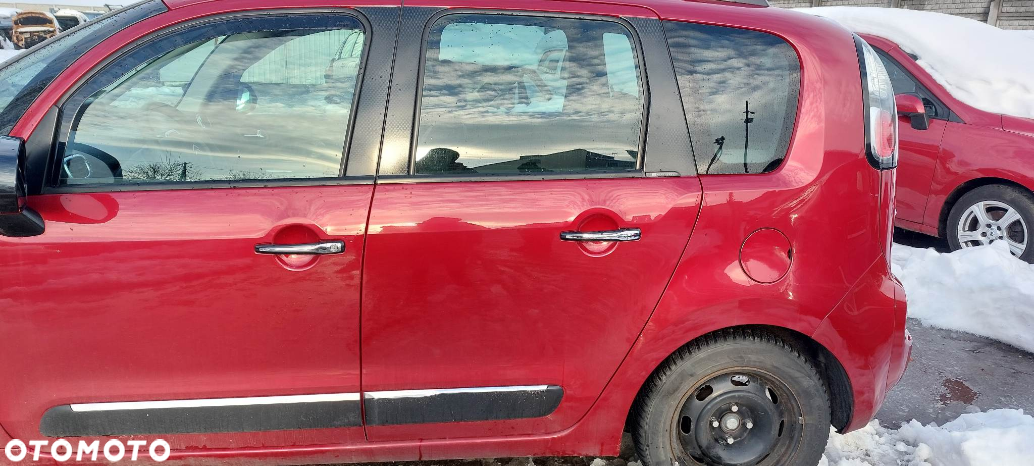citroen c3 picasso 1,6 hdi wtryskiwacz wtrysk - 3