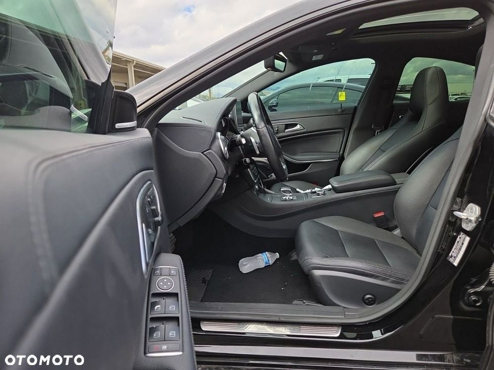 Mercedes-Benz CLA 45 AMG 4-Matic - 7