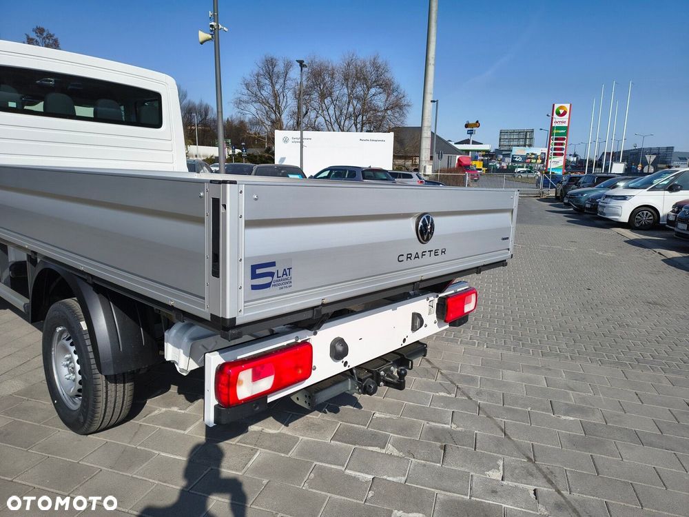 Volkswagen Crafter 35 Skrzyniowy z podwójną kabiną 4MOTION 2,0L 177 KM skrzynia automatyczna - 16