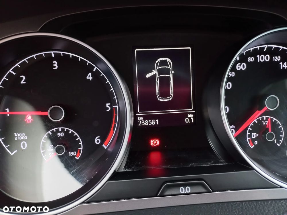 Volkswagen Golf 1.6 TDI BlueMotion Technology Lounge - 14