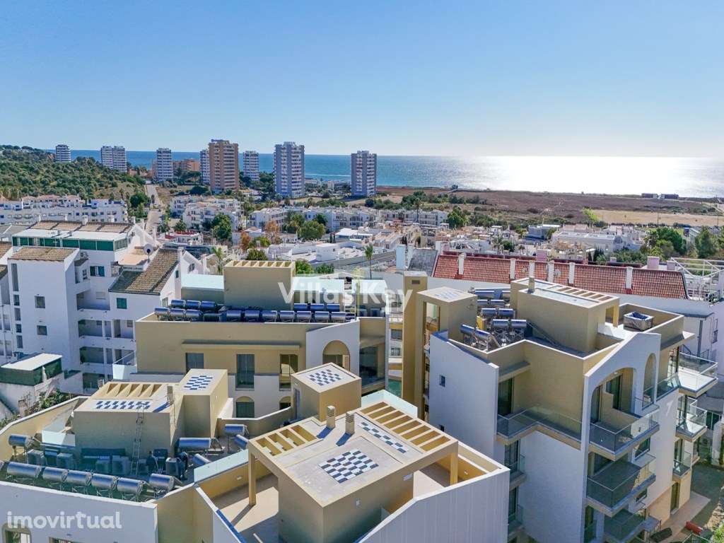 Apartamento T2 Moderno no centro de Alvor - Grande imagem: 2/19