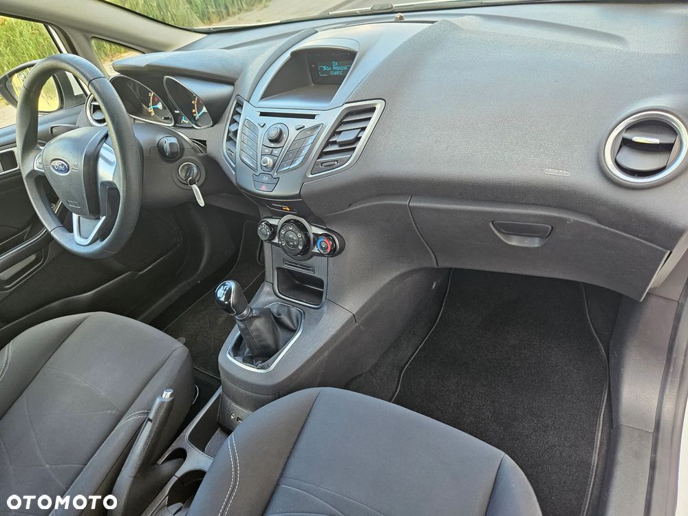Ford Fiesta 1.25 Silver X (Ambiente) - 8