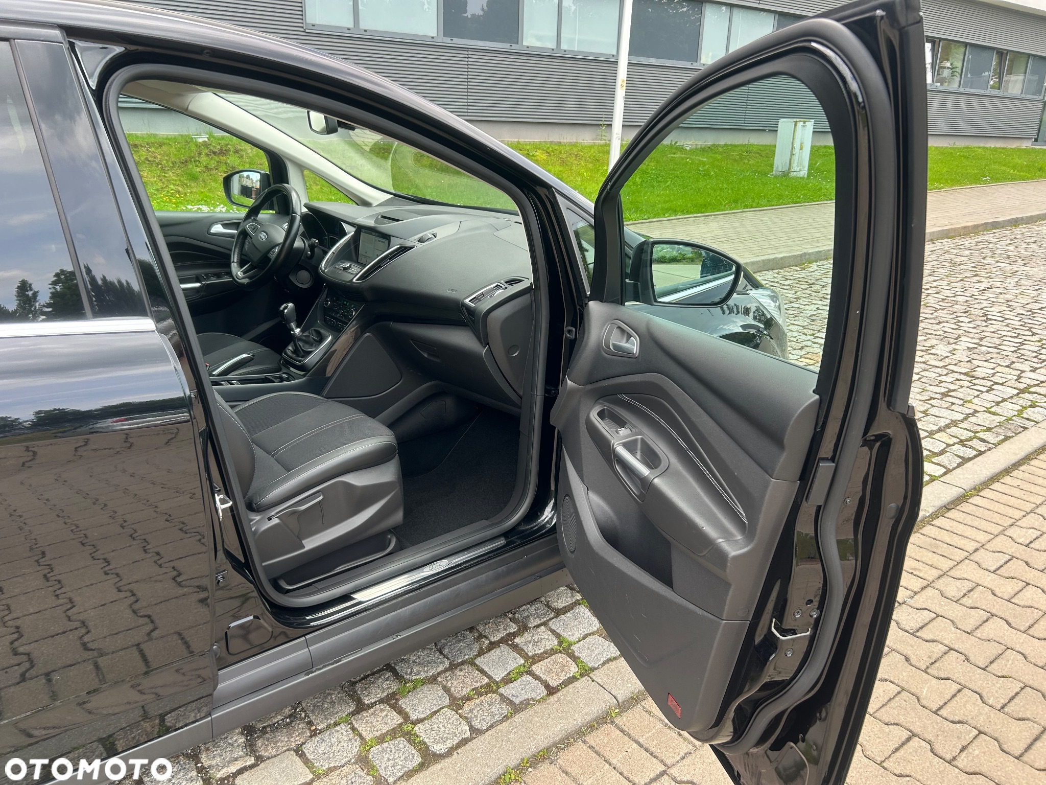 Ford C-MAX 1.5 EcoBoost Start-Stop-System Titanium - 18