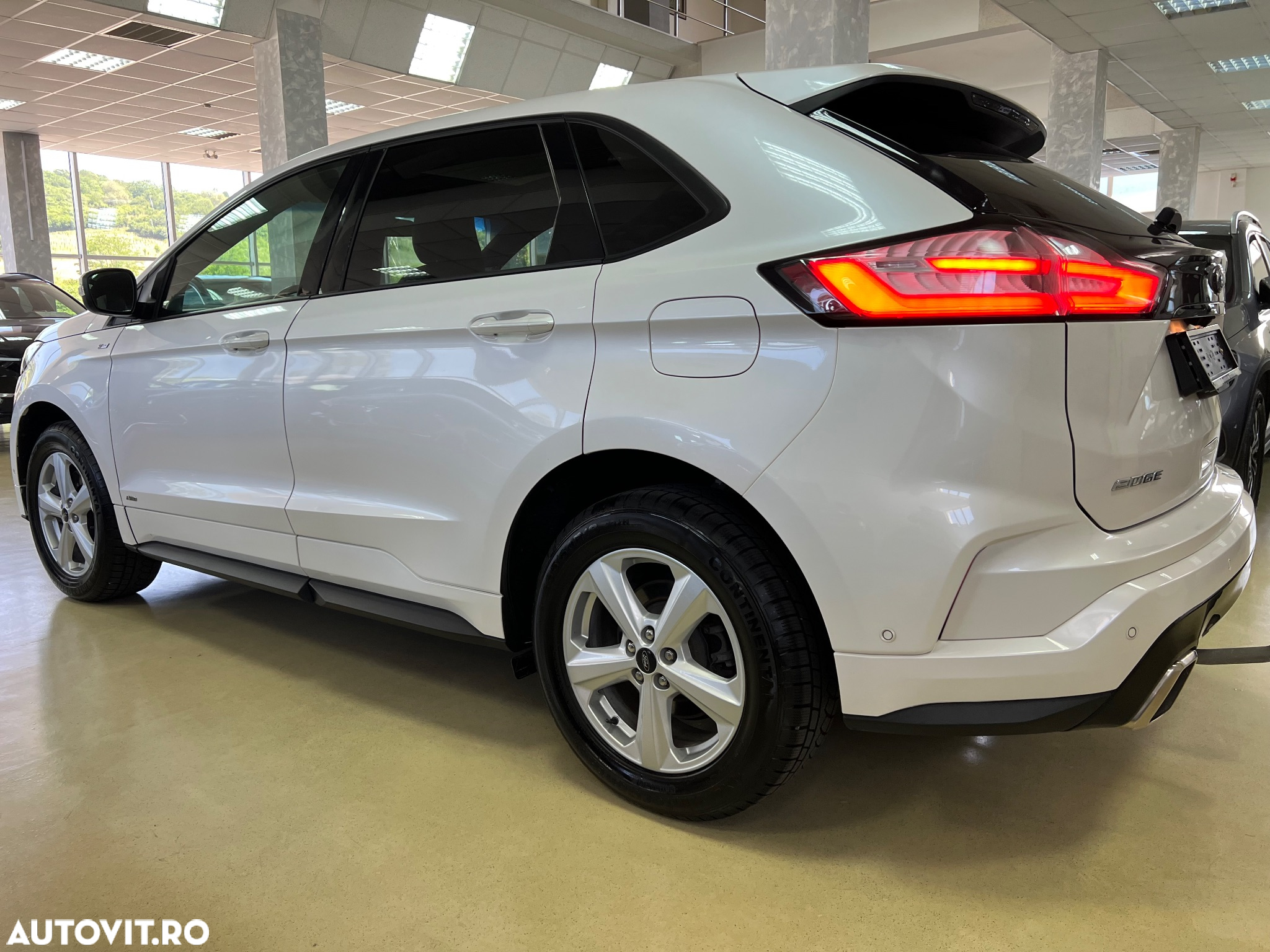Ford Edge 2.0 Panther A8 AWD ST Line - 12