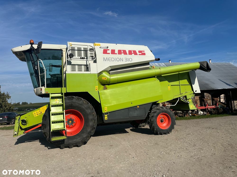 Claas Medion 310 - 1