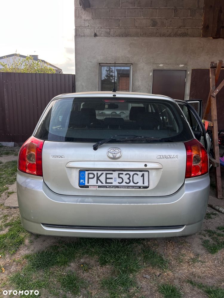 Toyota Corolla 2.0 D-4D Sol - 8