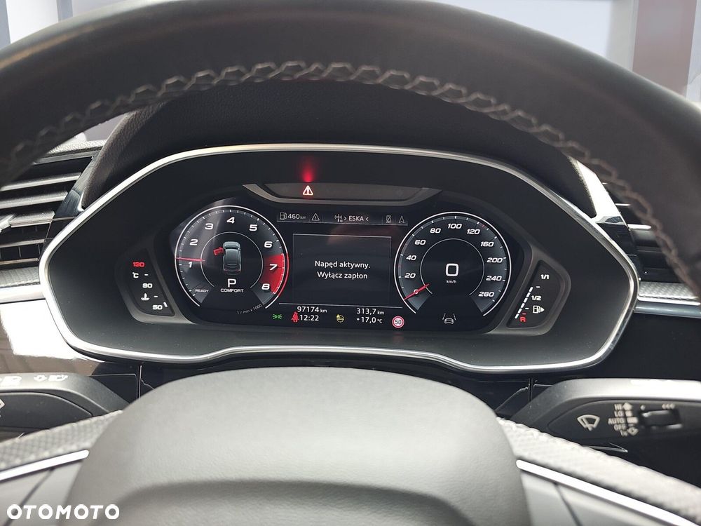 Audi Q3 Sportback - 16