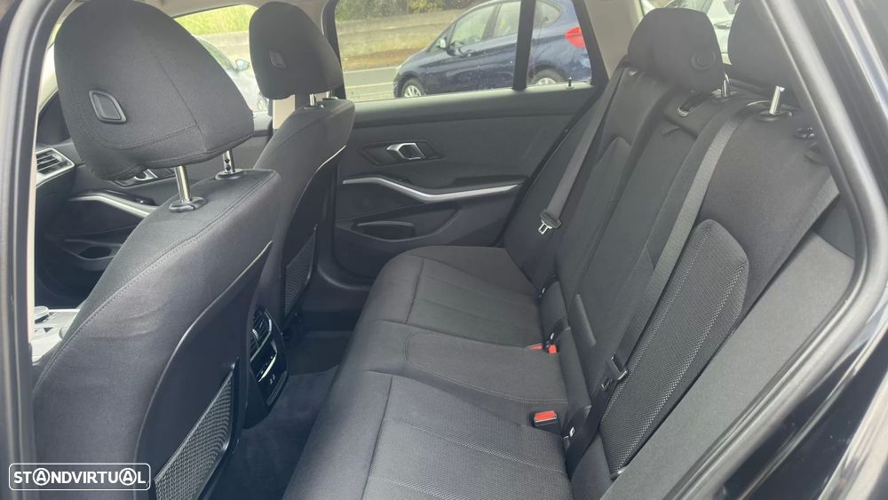 BMW 330 e Corporate Edition Auto - 27