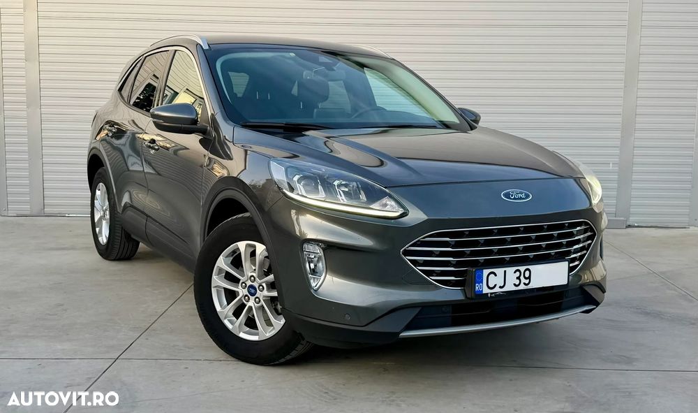 Ford Kuga - 1