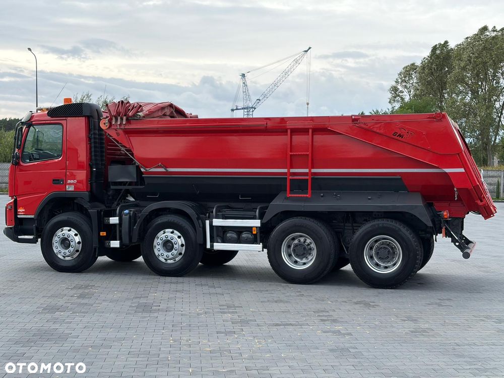 Volvo VOLVO FMX 380 / 8x4 / 13LITROWY SILNIK / EURO 5 / WYWROTKA TYLNOZSYPOWA / KAMERA COFANIA / SERWISOWANA / SPROWADZONA - 20