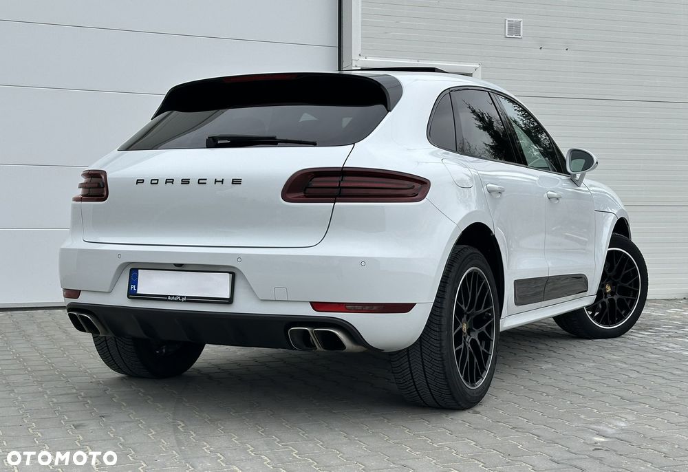 Porsche Macan Turbo PDK - 11