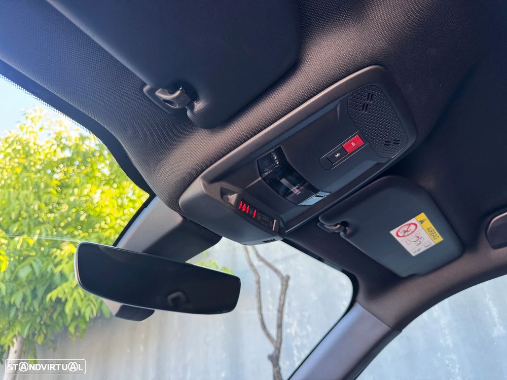 Peugeot e-2008 50 kWh GT - 25