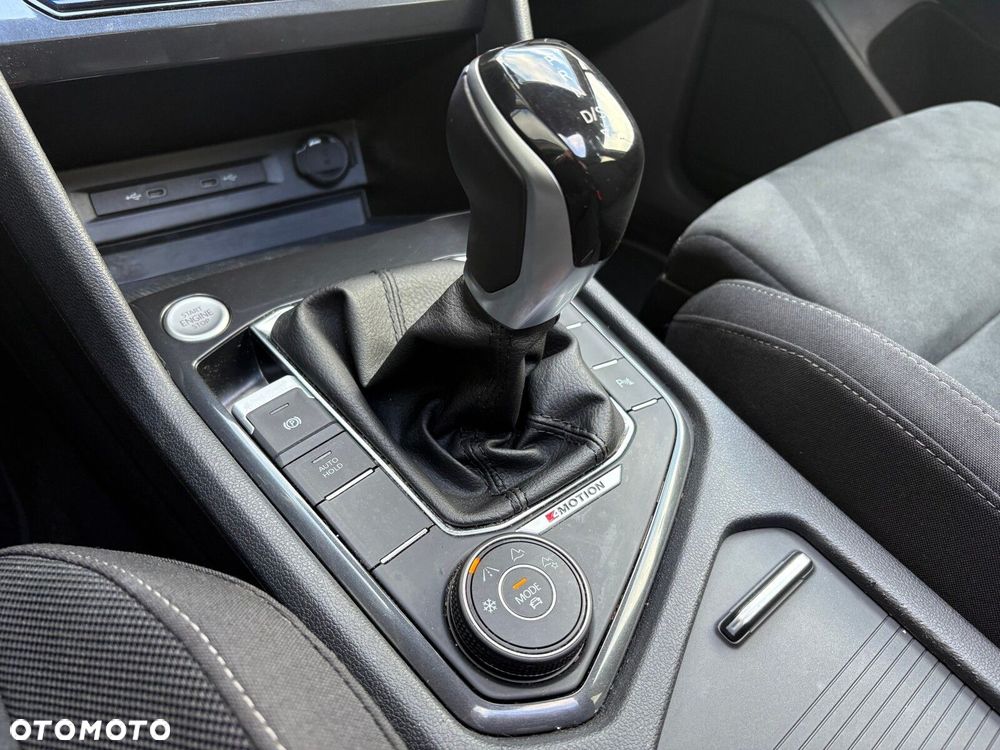 Volkswagen Tiguan - 30