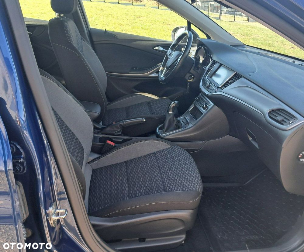 Opel Astra - 9