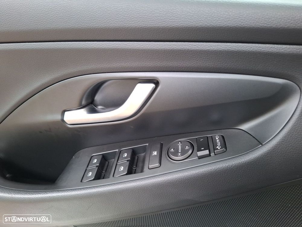 Hyundai i30 1.0 T-GDI Style Plus - 23