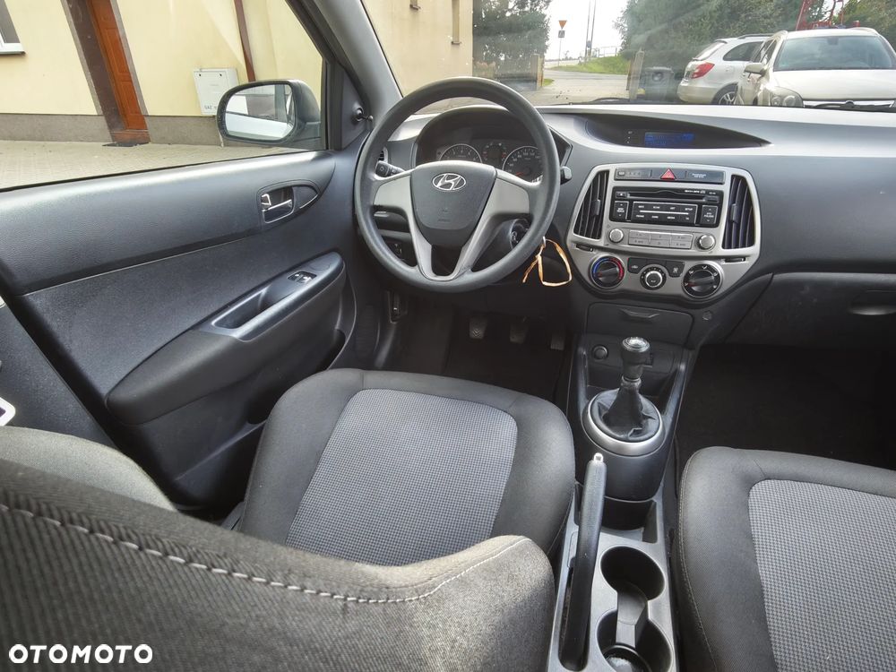 Hyundai i20 1.25 Comfort - 11