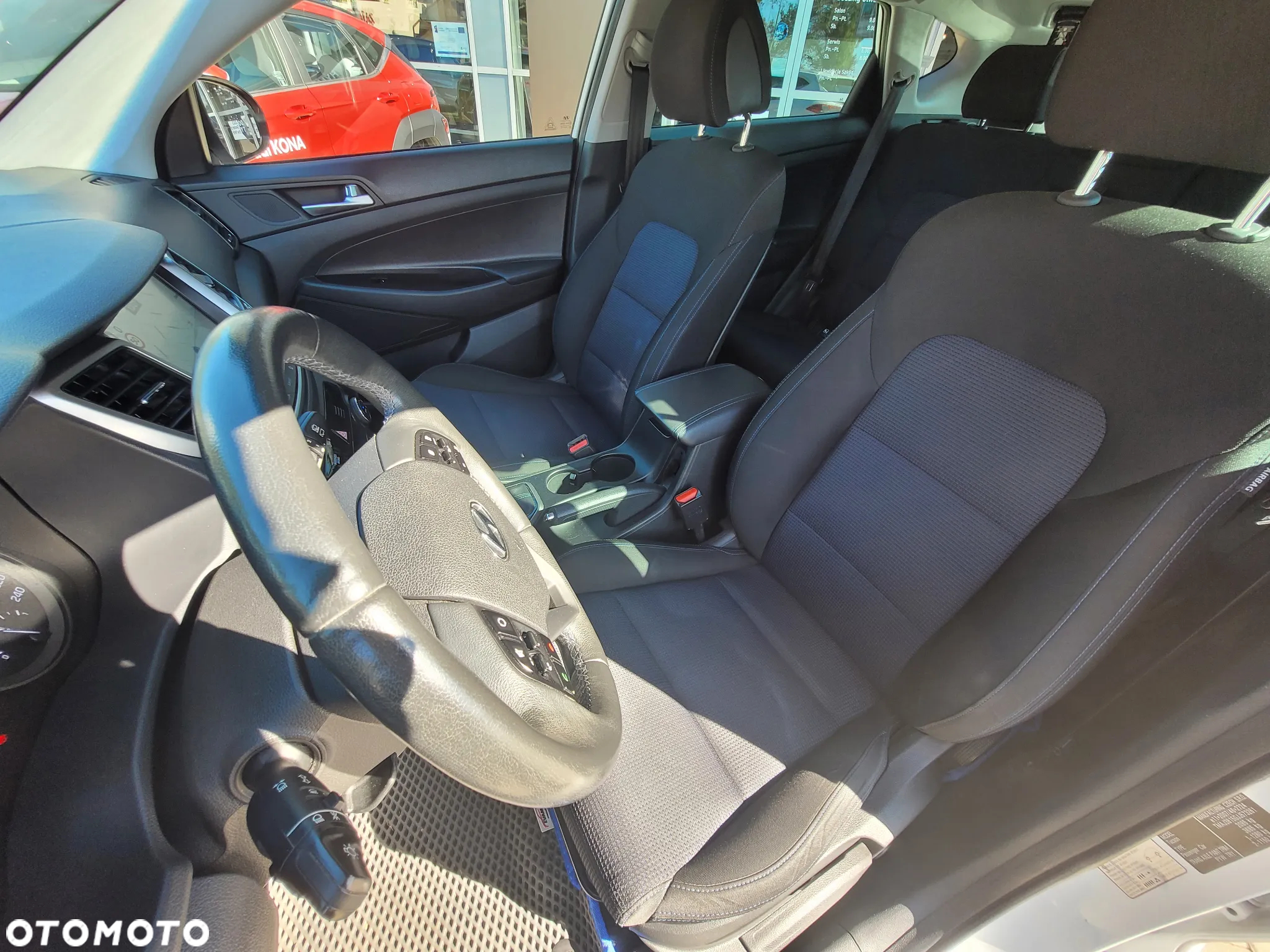 Hyundai Tucson 1.7 CRDI BlueDrive Comfort 2WD DCT - 14