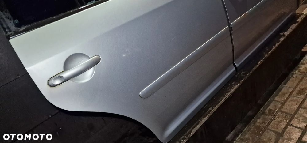 DRZWI PRAWE PRZÓD VW TOURAN I LA7W - 14