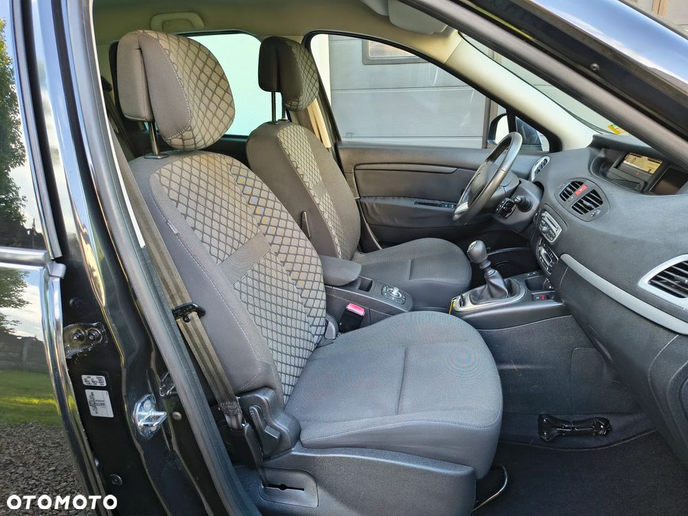Renault Scenic 1.6 16V 110 Expression - 9
