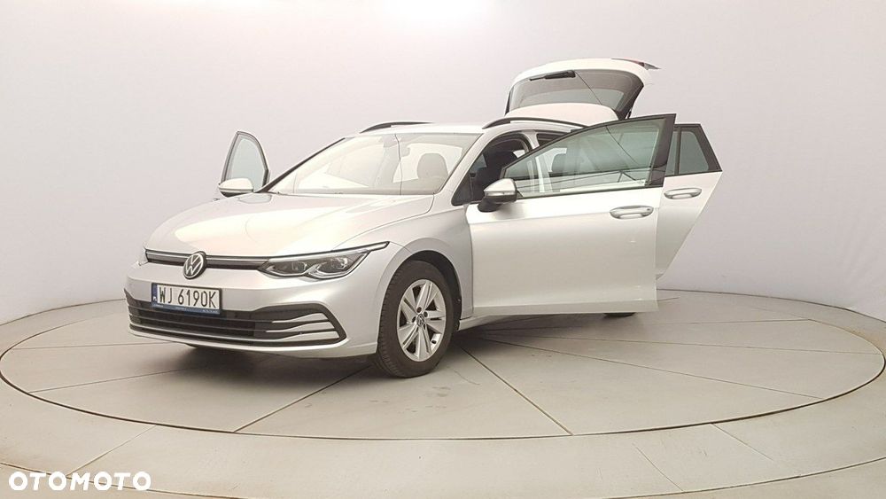 Volkswagen Golf - 10