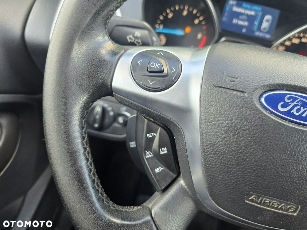 Ford Kuga 2.0 TDCi AWD Titanium - 17