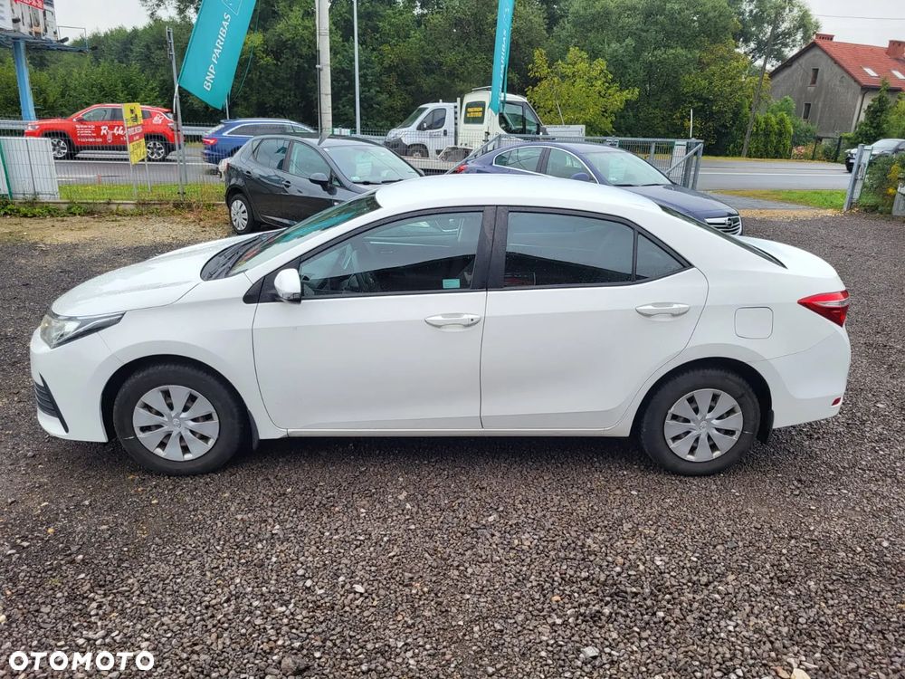 Toyota Corolla 1.33 Comfort - 9