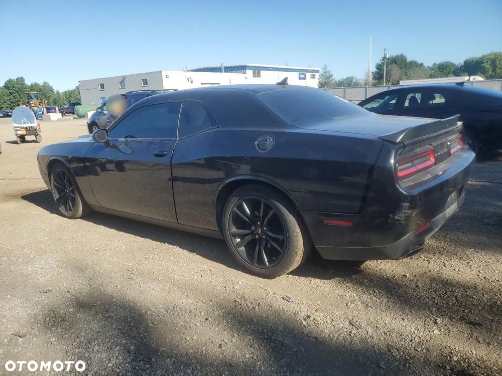 Dodge Challenger - 3
