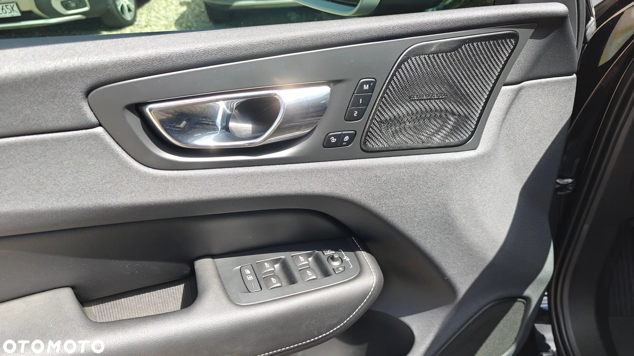 Volvo XC 60 T6 AWD Geartronic RDesign - 19