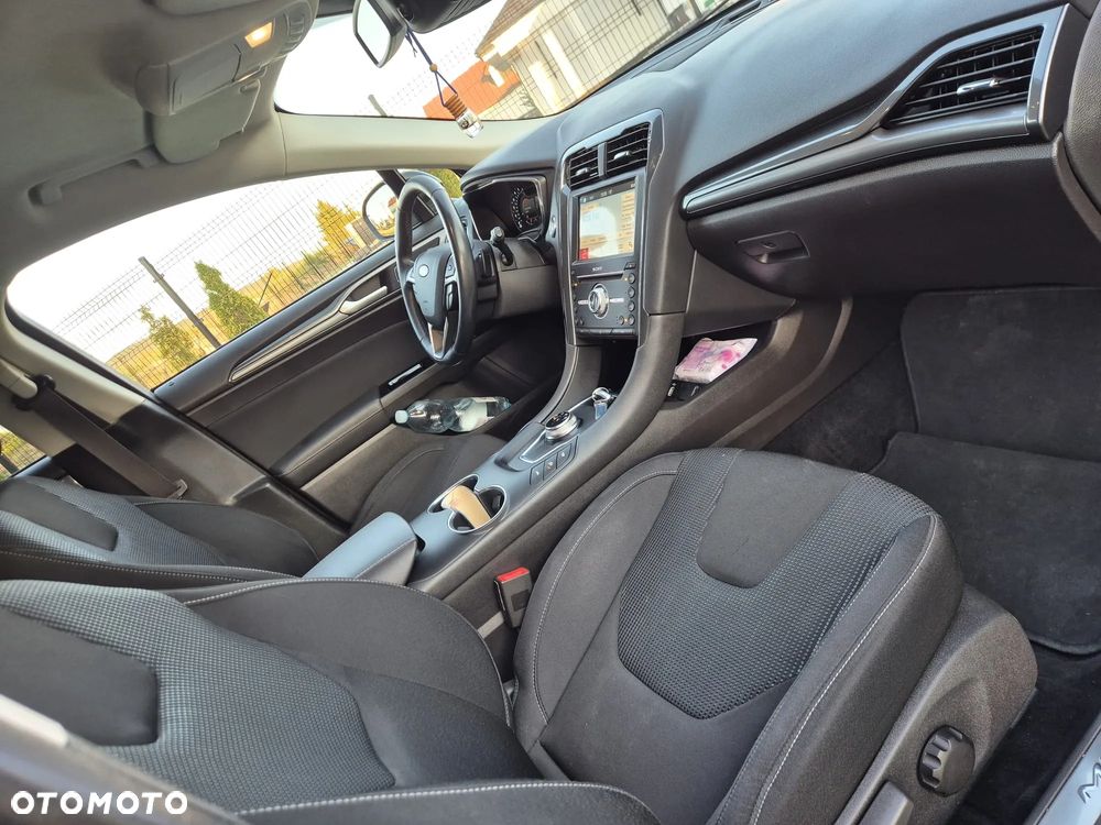 Ford Mondeo 2.0 TDCi STart-Stopp PowerShift-Aut Titanium - 11