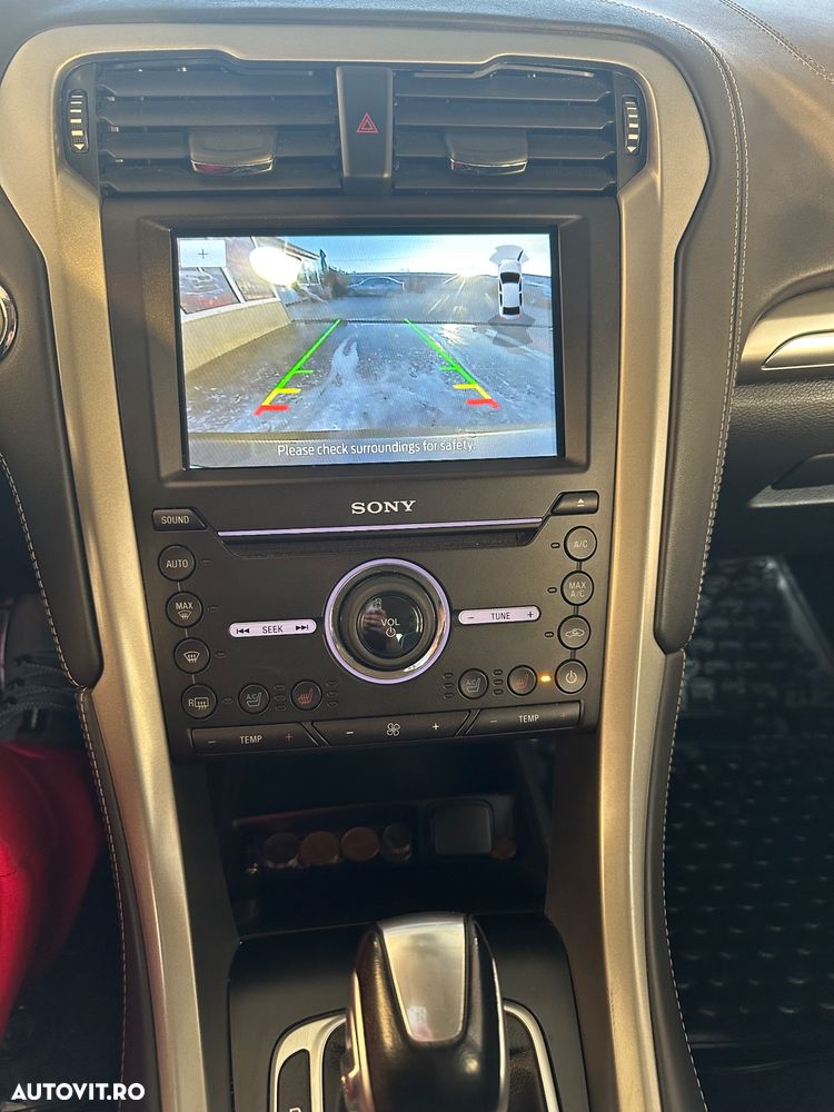 Ford Mondeo 2.0 HEV Vignale - 20