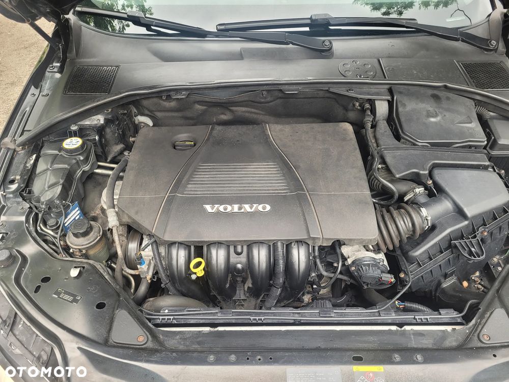 Volvo V70 2.0 - 22