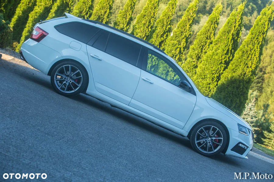 Skoda Octavia 2.0 TDI RS DSG - 9
