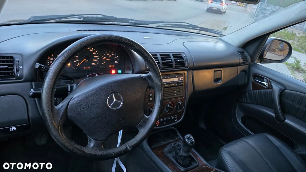 Mercedes-Benz ML 270 CDI Inspiration - 4